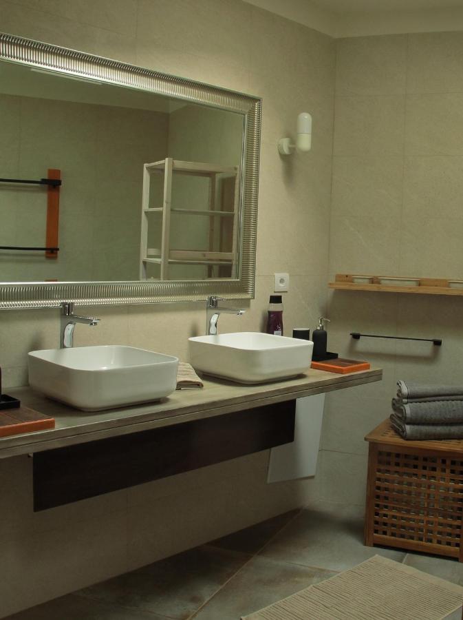 Bungalow Goa Pool View, Playa Roca Residence Sea Front Access - Free Ac - Wifi Costa Teguise Ngoại thất bức ảnh